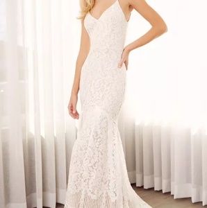 Flynn's lace white maxi dress